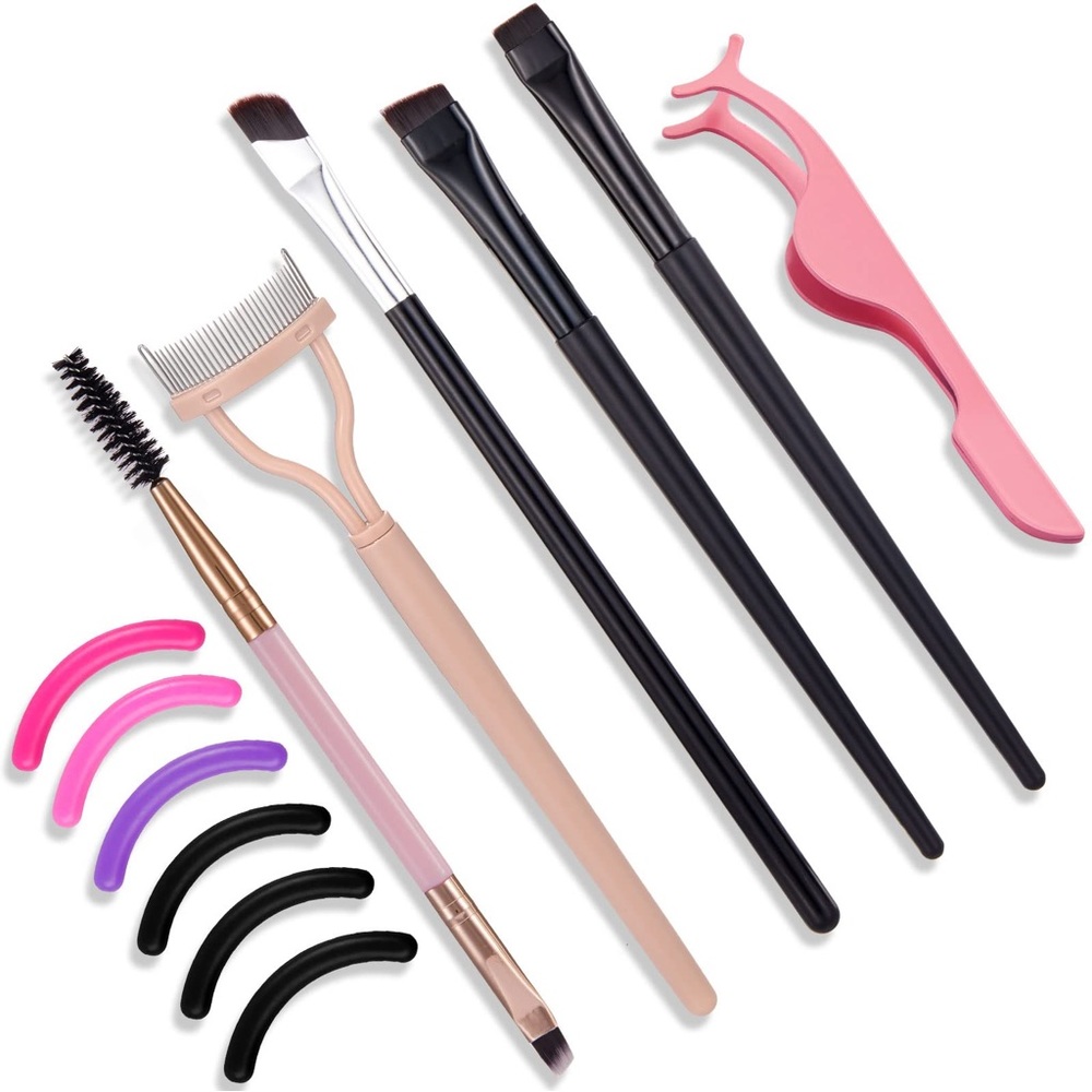 Eyeliner Brushes 3Pcs, Angled EyeBrow Brush, Spoolie Brush, Silicone Pads, Comb